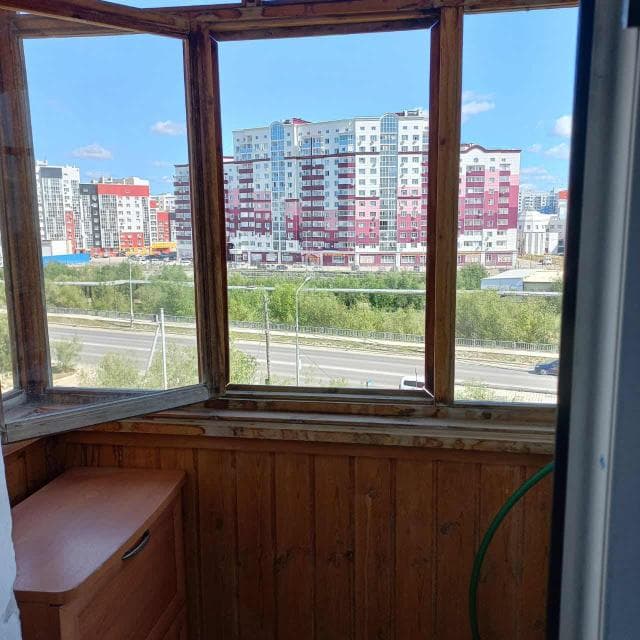 1 комн., 30 м², Блочный, Центр - район пл. Орджоникидзе 3