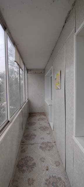 1 комн., 35 м², Блочный, Дом быта 9