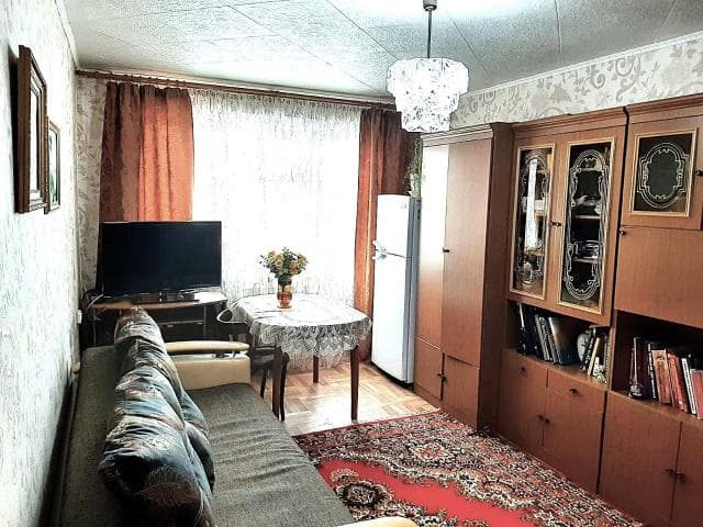 4 комн., 72 м², КПД, Площадь Победы 4
