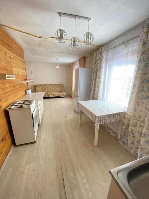1 комн., 32 м², Дерев. ч/б, Другие районы