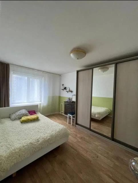 4 комн., 70 м², КПД, Площадь Победы