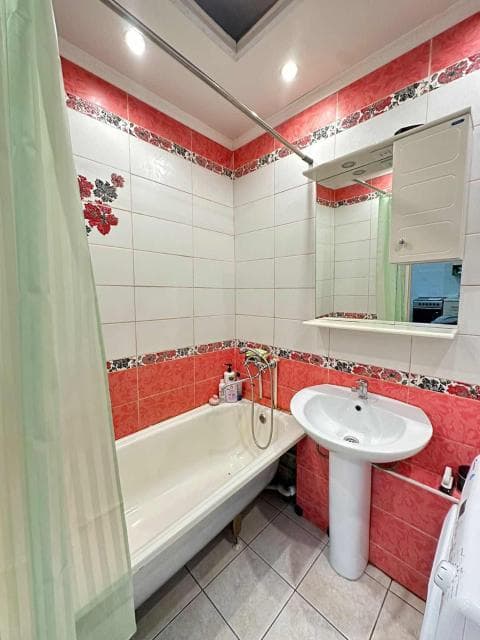 Студия, 36 м², Блочный, Дом быта 4