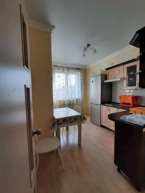 1 комн., 34 м², Монолитно-каркасный, Крытый рынок 3