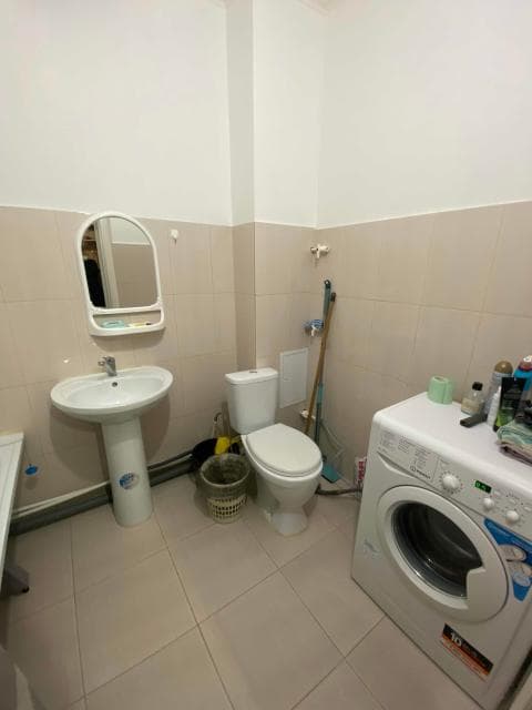 1 комн., 42 м², Монолитно-каркасный, Рынок Столичный 4