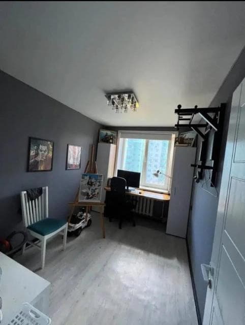 4 комн., 70 м², КПД, Площадь Победы 3