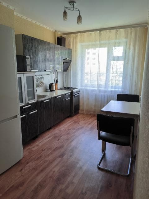 1 комн., 36 м², КПД, Крытый рынок 8