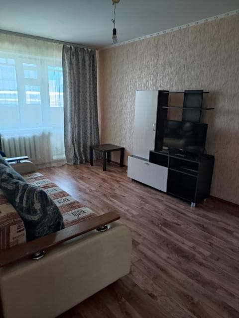1 комн., 36 м², КПД, Крытый рынок 5