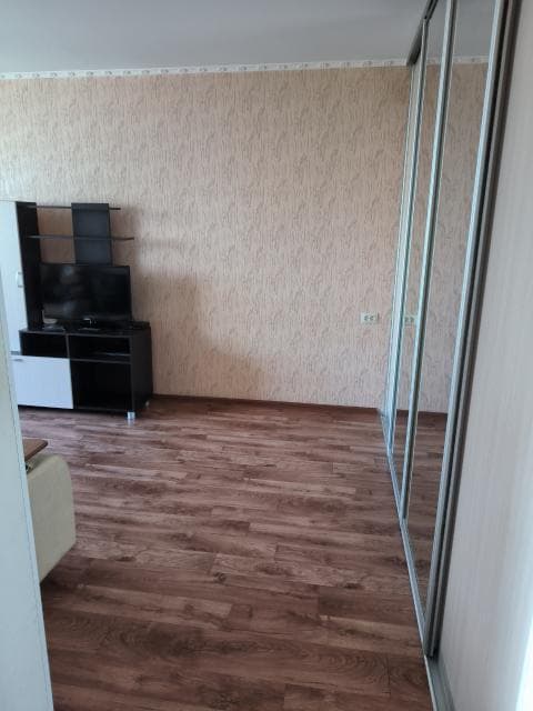 1 комн., 36 м², КПД, Крытый рынок 6