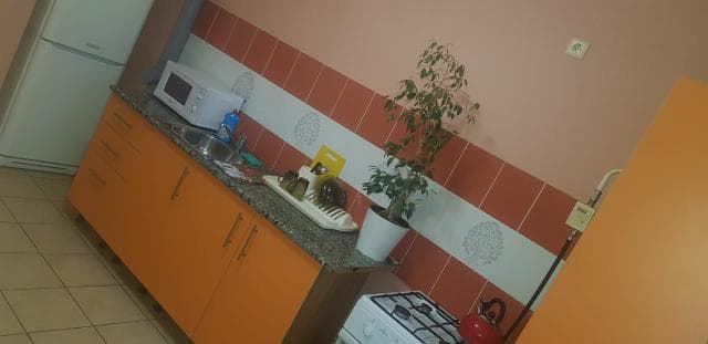 1 комн., 42 м², Инд. планировка, Площадь Победы 2