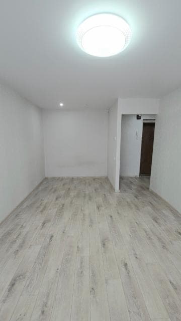 1 комн., 33 м², Малосемейка, Студгородок