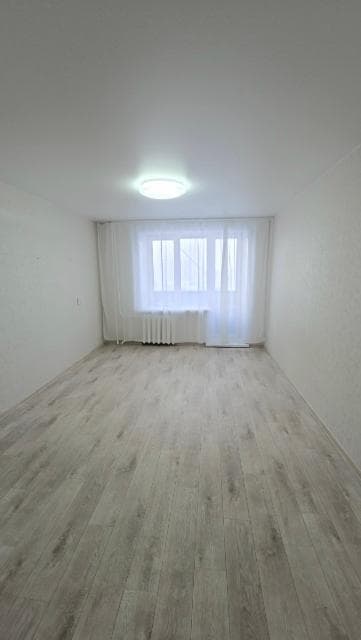 1 комн., 33 м², Малосемейка, Студгородок 2