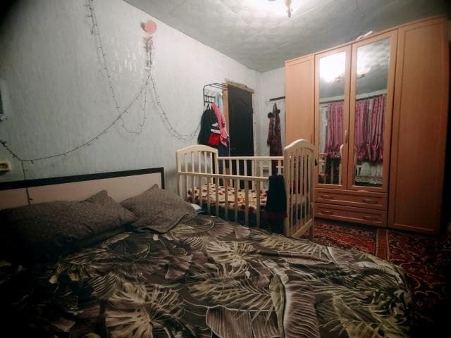 Больше 4 комн., 82 м², Дерев. ч/б, Поселок Газовиков 5