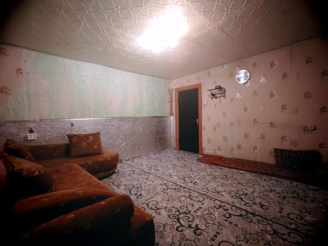 Больше 4 комн., 82 м², Дерев. ч/б, Поселок Газовиков 3