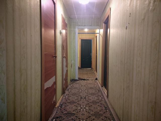Больше 4 комн., 82 м², Дерев. ч/б, Поселок Газовиков 9