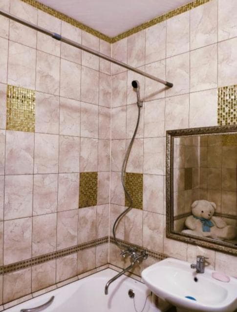 1 комн., 43 м², Инд. планировка, Кинотеатр Лена 8