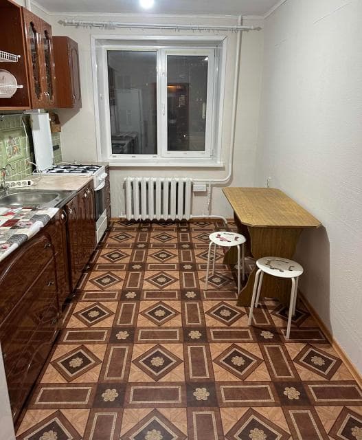 1 комн., 35 м², КПД, Дом быта 4