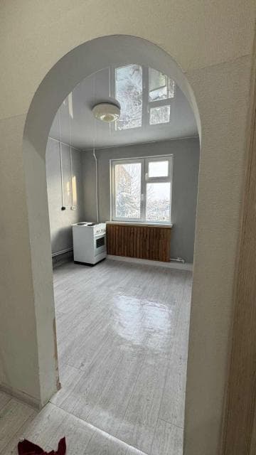 1 комн., 41 м², Дерев. б/у, Кирзавод