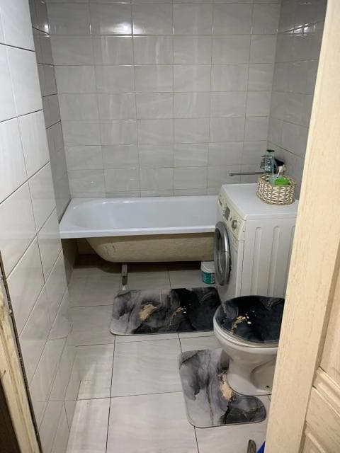 1 комн., 37 м², Монолитно-каркасный, Дом быта 10