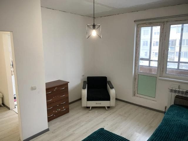 1 комн., 37 м², Монолитно-каркасный, Дом быта 9