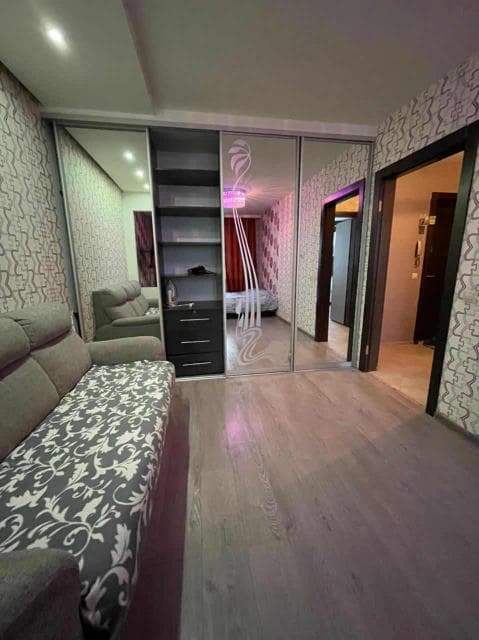 1 комн., 36 м², КПД, Центр - район пл. Ленина