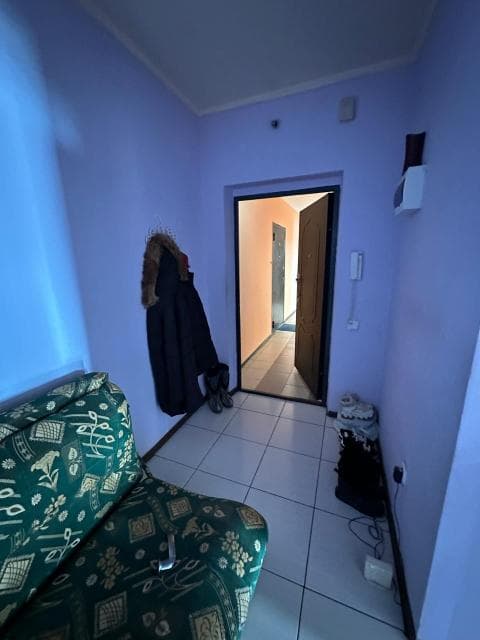 1 комн., 41 м², Блочный, Площадь Победы 8
