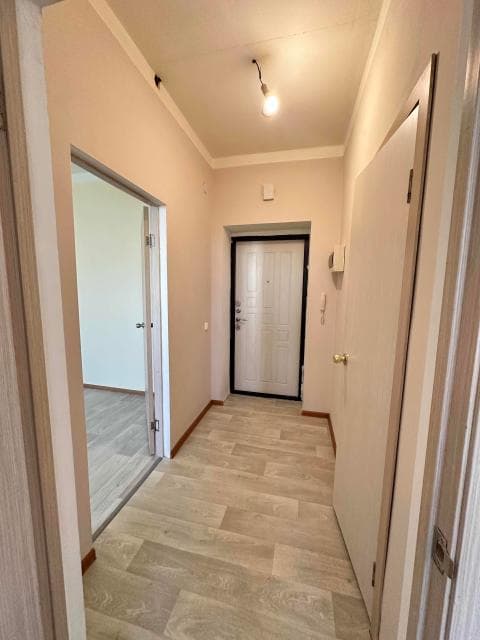 1 комн., 35 м², Блочный, Другие районы 4