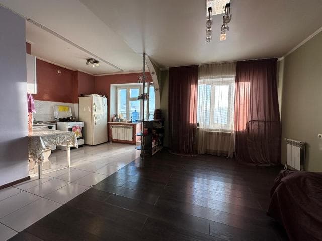 1 комн., 41 м², Блочный, Площадь Победы 5