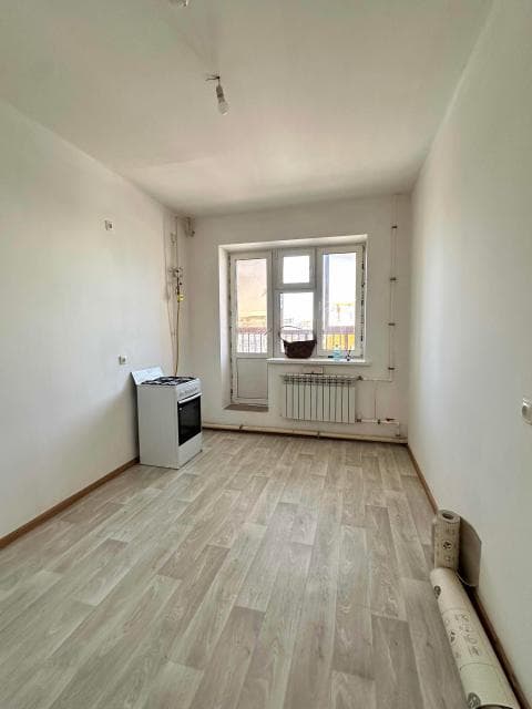 1 комн., 35 м², Блочный, Другие районы
