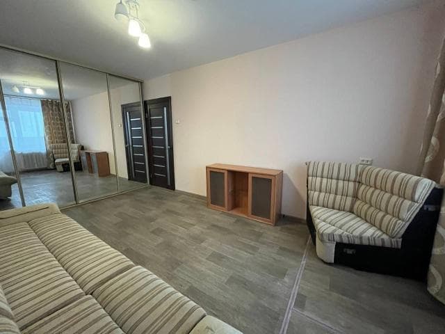 1 комн., 35 м², КПД, Центр - район пл. Дружбы 6