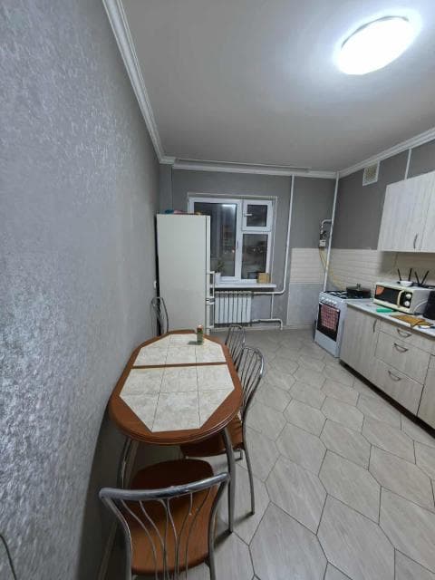 1 комн., 44 м², Монолитно-каркасный, Автовокзал 6