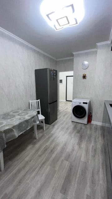 1 комн., 37 м², Монолитно-каркасный, Рынок Столичный 5