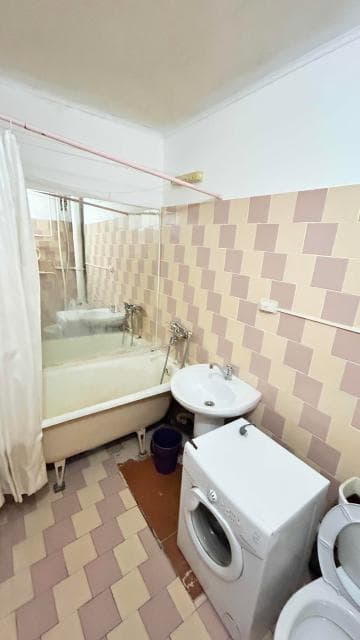 1 комн., 37 м², КПД, Автовокзал 7