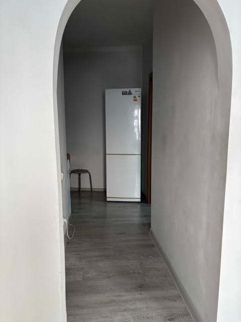 1 комн., 36 м², Монолитно-каркасный, Областная больница, рынок "Манньыаттаах" 6