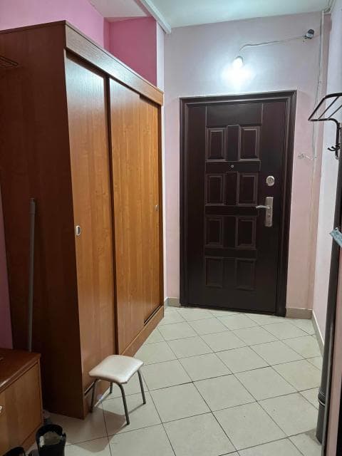 1 комн., 36 м², Монолитно-каркасный, Областная больница, рынок "Манньыаттаах" 5