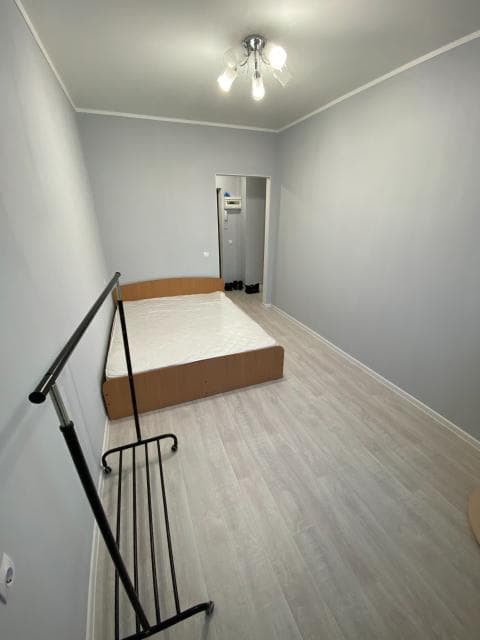 1 комн., 36 м², Монолитно-каркасный, Площадь Победы 6
