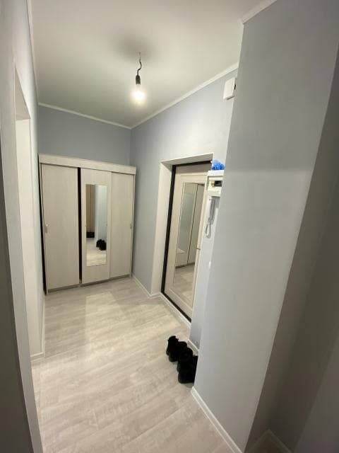 1 комн., 36 м², Монолитно-каркасный, Площадь Победы 4