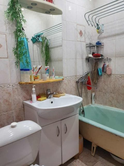 1 комн., 43 м², Блочный, Автовокзал 4