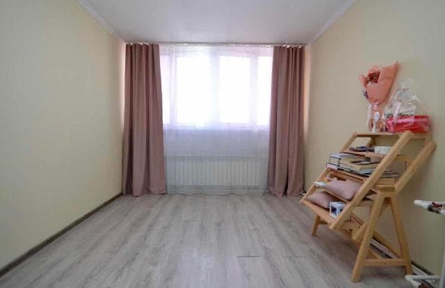 Студия, 35 м², Монолитно-каркасный, Крестьянский рынок, стадион "Туймаада" 3