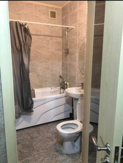1 комн., 36 м², Монолитно-каркасный, Крытый рынок 5