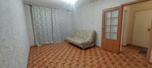 1 комн., 35 м², Дерев. б/у, Автодорожная 4