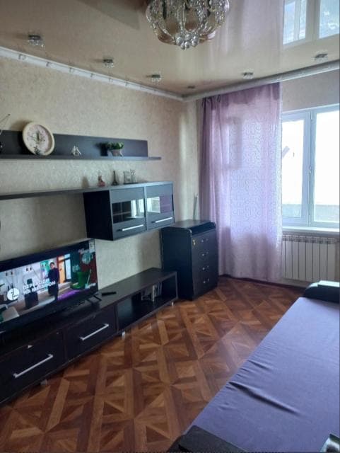 1 комн., 32 м², Монолитно-каркасный, Крестьянский рынок, стадион "Туймаада" 3