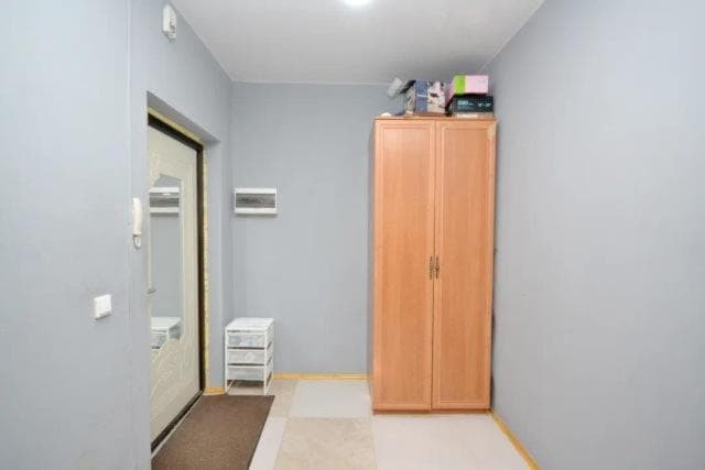 1 комн., 33 м², Монолитно-каркасный, Крестьянский рынок, стадион "Туймаада" 6