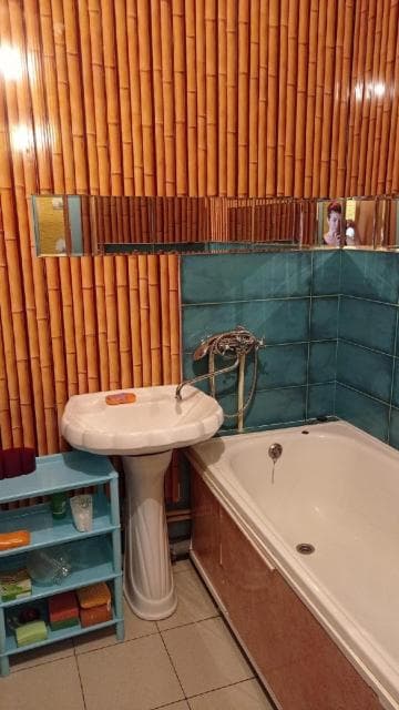 1 комн., 34 м², Блочный, Рынок Столичный 3