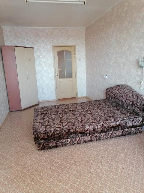 Больше 4 комн., 126 м², Блочный, Пригородный 9