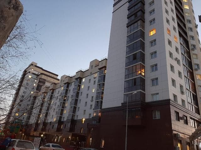 1 комн., 40 м², Монолитно-каркасный, Дом быта 2