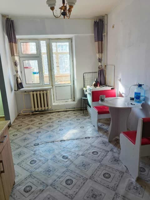1 комн., 40 м², Блочный, 16 квартал 4