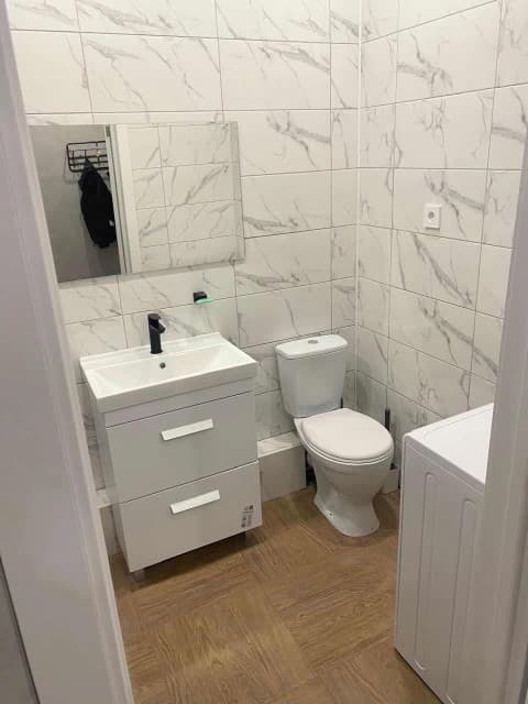 1 комн., 37 м², Монолитно-каркасный, Сахацирк 5