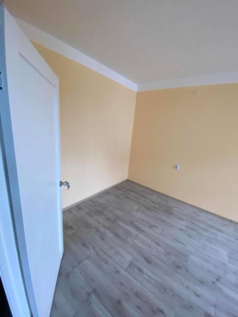 1 комн., 34 м², Блочный, Другие пригороды 6