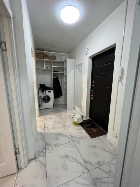1 комн., 30 м², Монолитно-каркасный, Сайсары 2