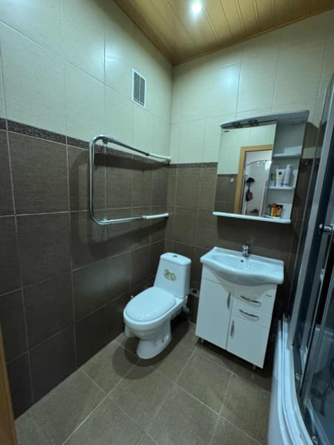 1 комн., 35 м², 112 серия, Областная больница, рынок "Манньыаттаах" 4